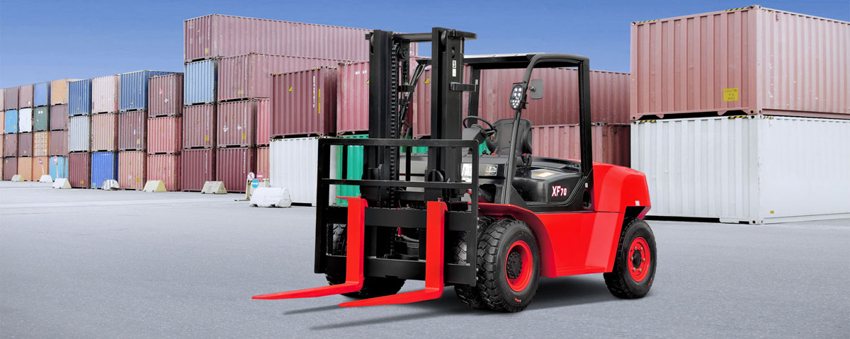 Grand chariot élévateur avec pneus à bandage creux HANGCHA / 11 000 lb à 15 500 lb